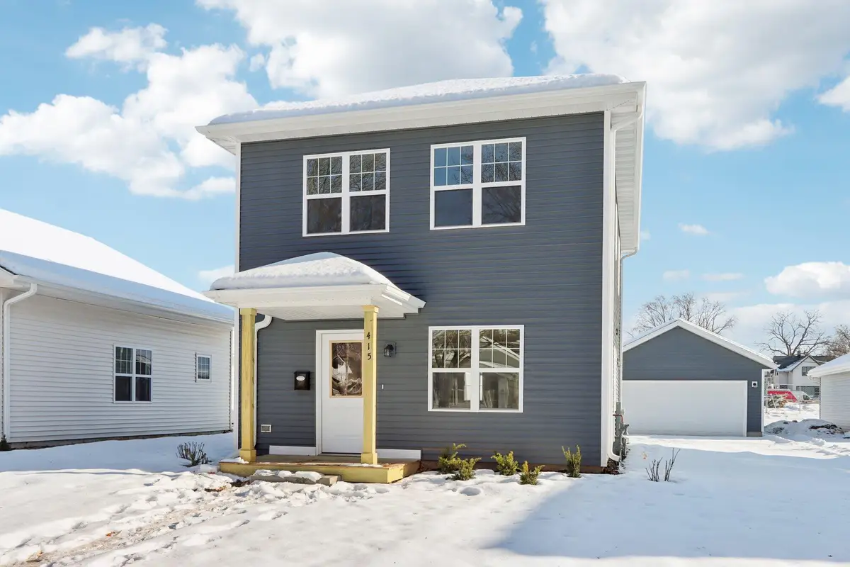 415 Oakland Ave, Waukesha, WI 53186 - #1