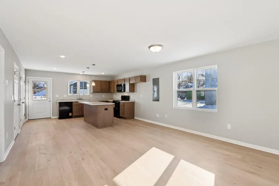 415 Oakland Ave, Waukesha, WI 53186 - #2