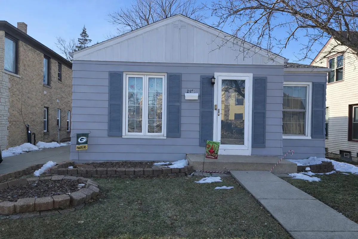 2573 S 76th St, West Allis, WI 53214 - Image #1