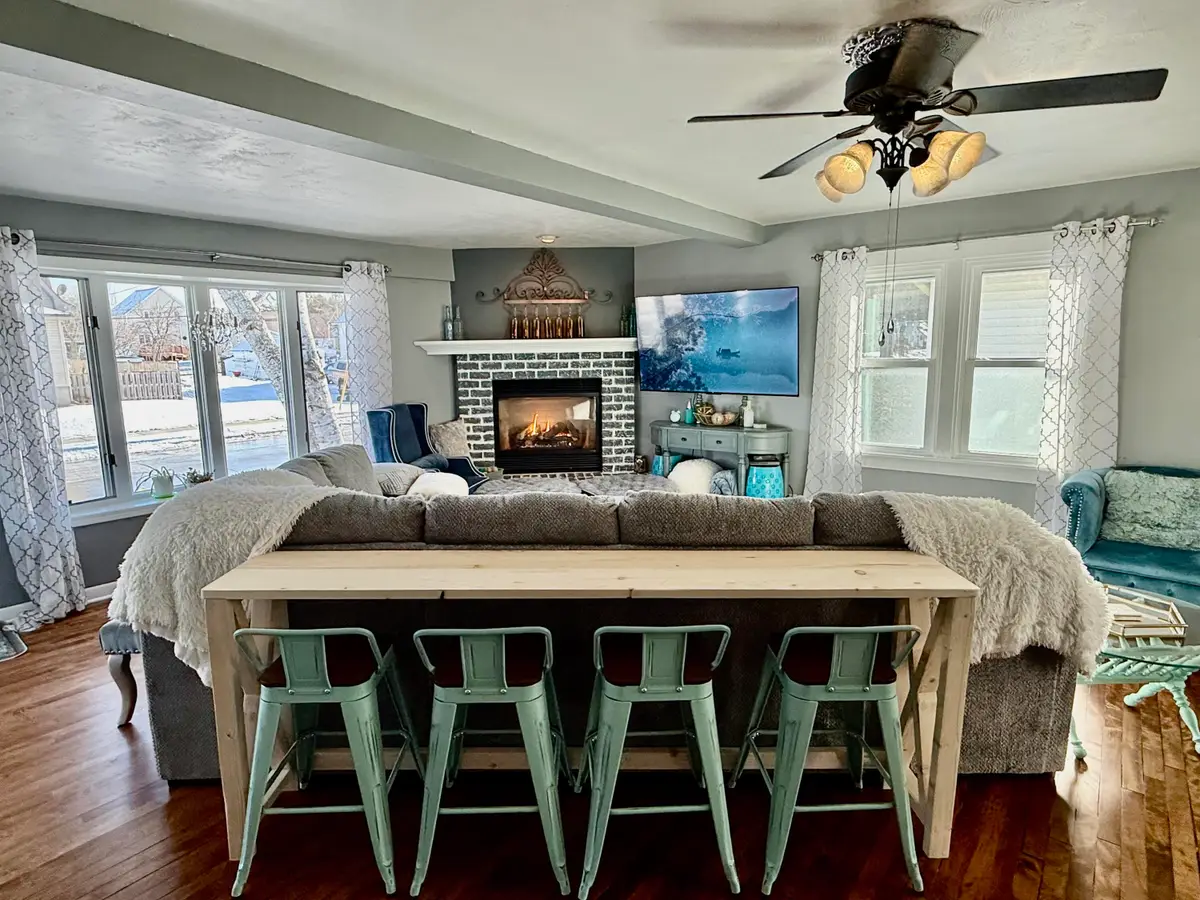 2122 Lincoln St, Two Rivers, WI 54241 - Image #1