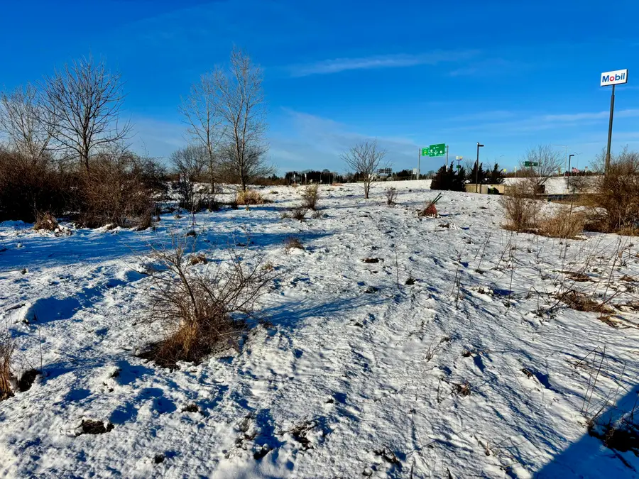 2517 Mayfield Way, Polk, WI 53076 - #2