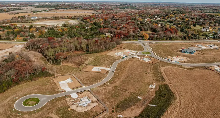 430 Ingleside Ct, Dousman, WI 53066 - #3