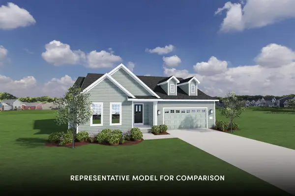 1257 Arrowood Cir W, Oconomowoc, WI 53066