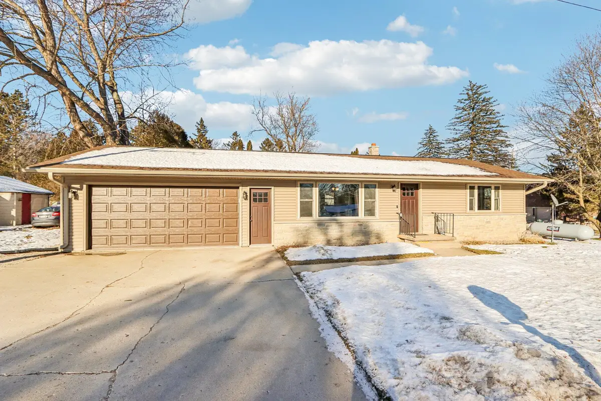 W1083 Lake Dr, Auburn, WI 53010 - Image #1