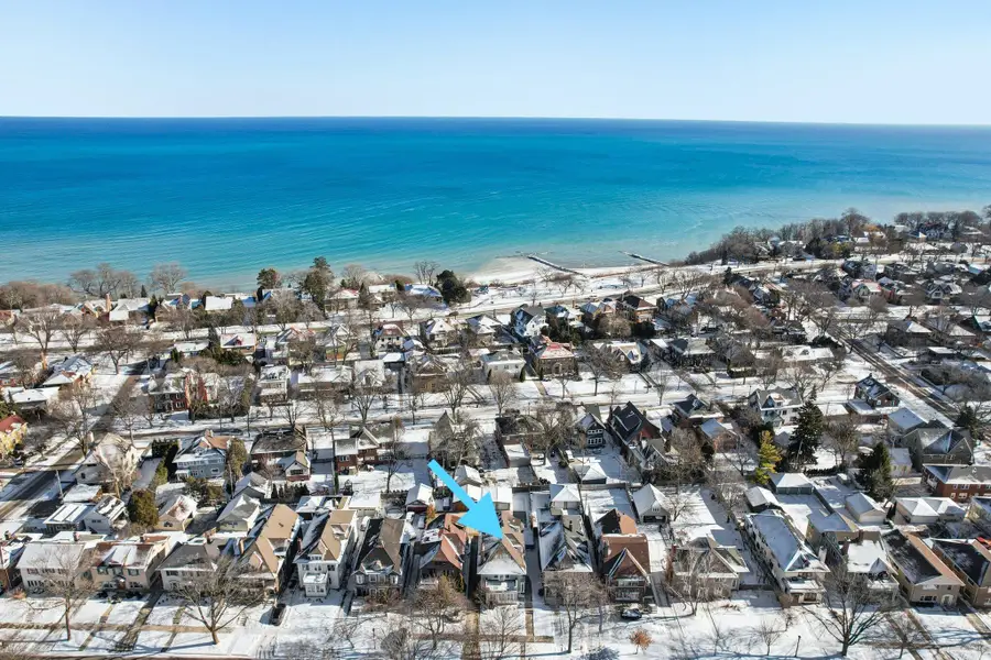 4042 N Downer Ave, Shorewood, WI 53211 - Image #3