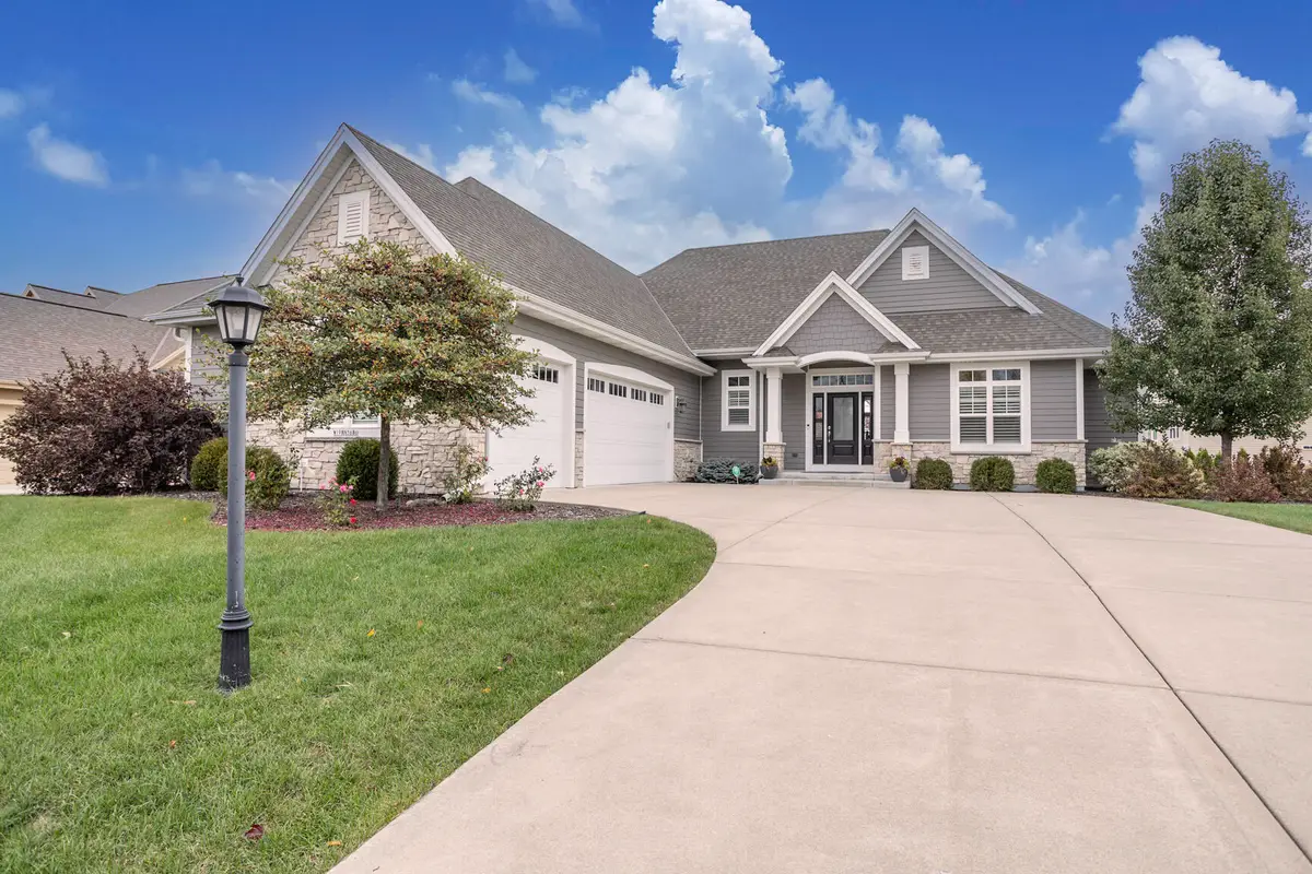 W198N5686 Powell Dr, Menomonee Falls, WI 53051 - Image #1