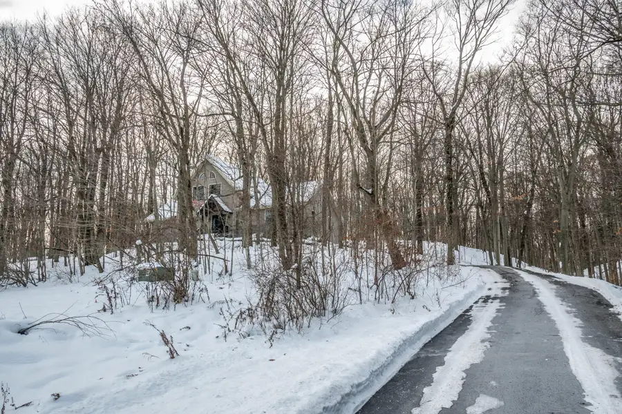 4593 Beaver Dam Rd, Barton, WI 53090 - Image #3