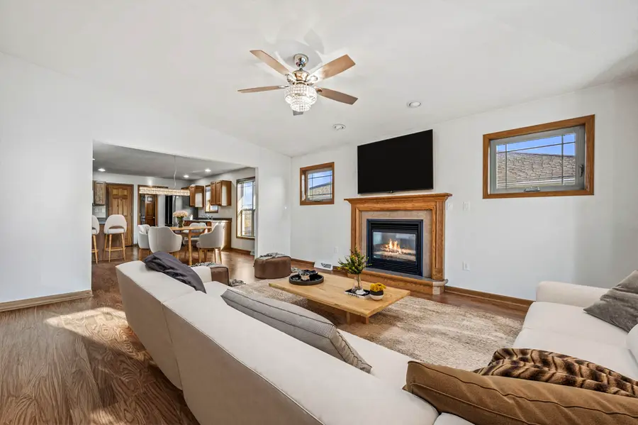 3508 E Whittaker Ave, Cudahy, WI 53110 - Image #3