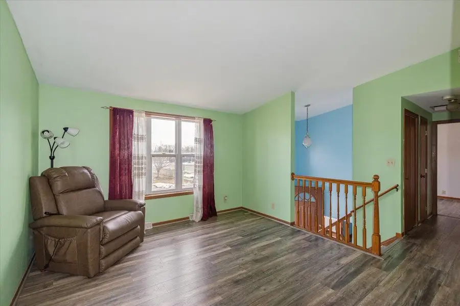 6401 N 106th St, Milwaukee, WI 53224 - Image #2