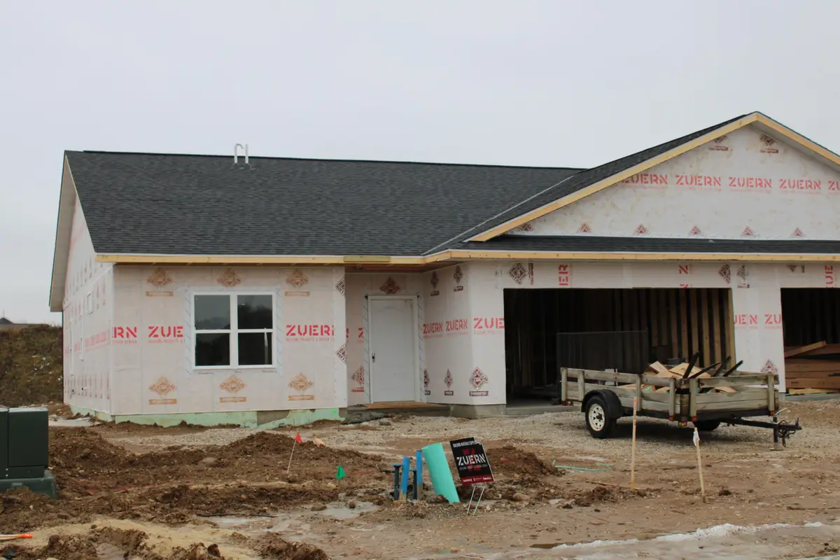 1352 Kettle Dr, Kewaskum, WI 53040 - Image #1