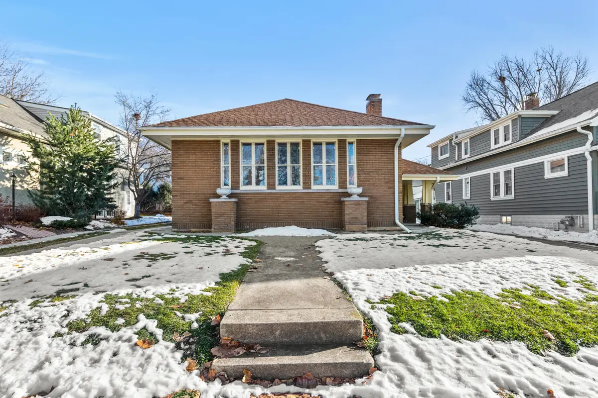 2014 N 83rd St, Wauwatosa, WI 53213 - Image #1