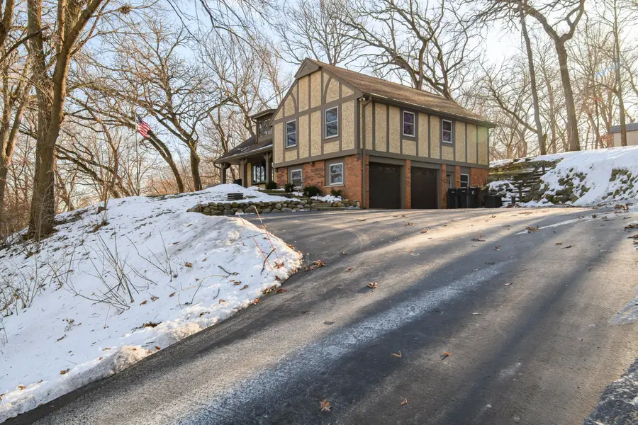 S94W23205 Meadow View Ln, Vernon, WI 53103 - Image #3