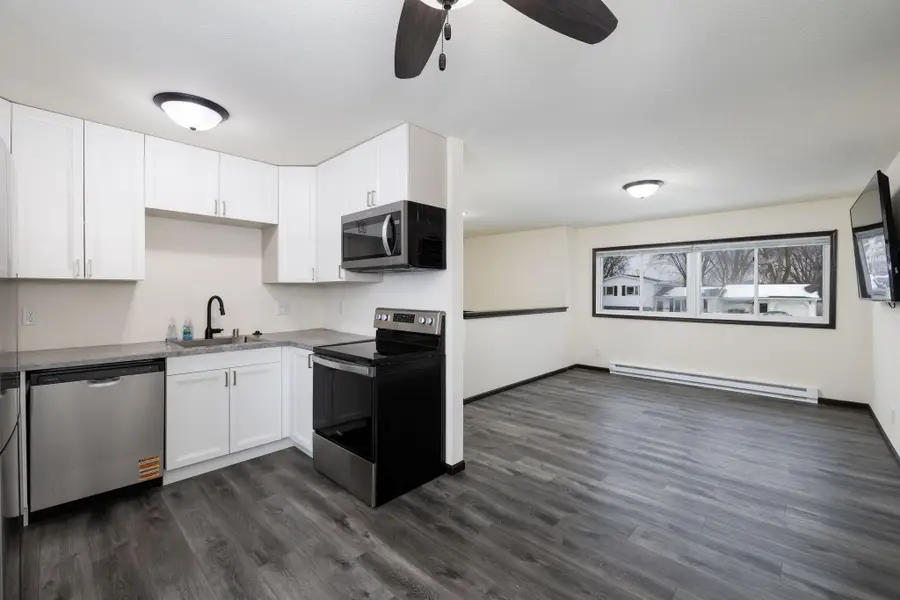 419 Campfire Dr, West Salem, WI 54669 - Image #3