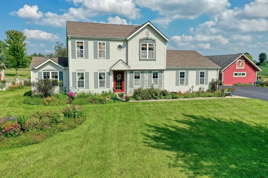 W334N7700 Stone Bank Rd, Merton Town, WI 53066 - Image #3