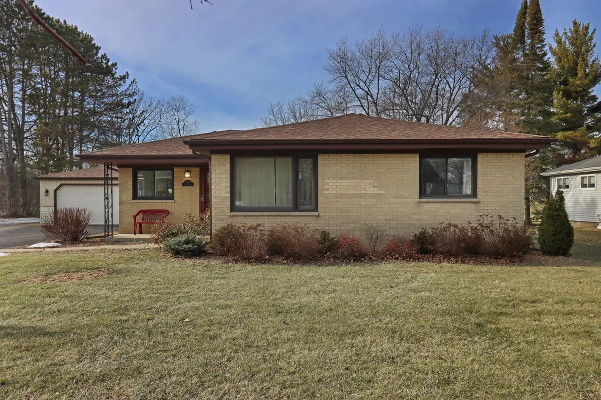 200 S Stuart Rd, Mount Pleasant, WI 53406 - Image #1