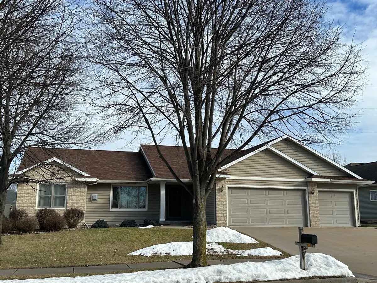 1545 Birka Ln, Onalaska, WI 54650 - Image #1