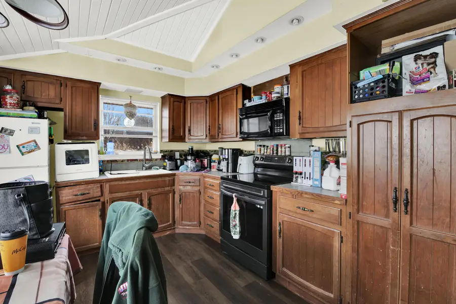 232 Richard St, Waukesha, WI 53189 - Image #3