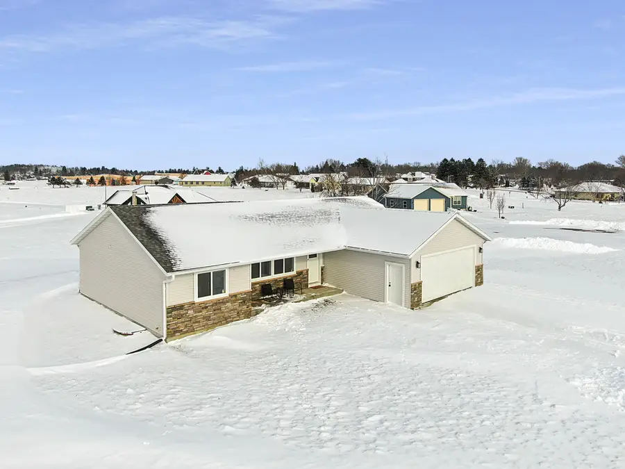 128 Sunflower St, Westby, WI 54667 - Image #2