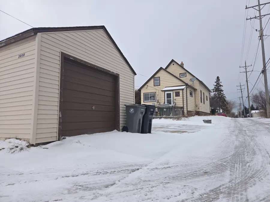 3959 E Underwood Ave, Cudahy, WI 53110 - Image #2