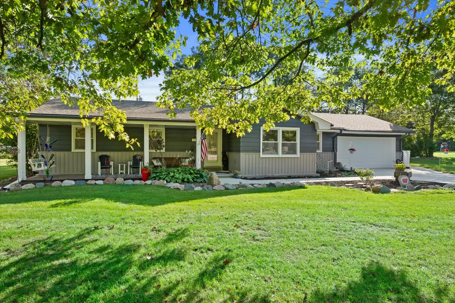 15935 Hill Ct, Brookfield, WI 53005 - Image #3