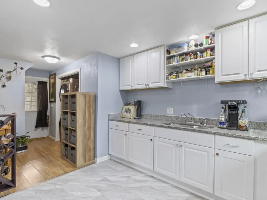 3923 S 41st St, Greenfield, WI 53221 - Image #3