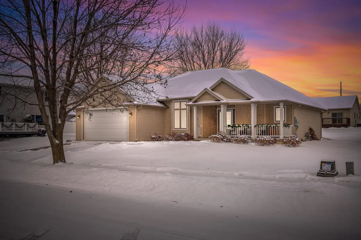 913 Deerfield St, Holmen, WI 54636 - Image #1