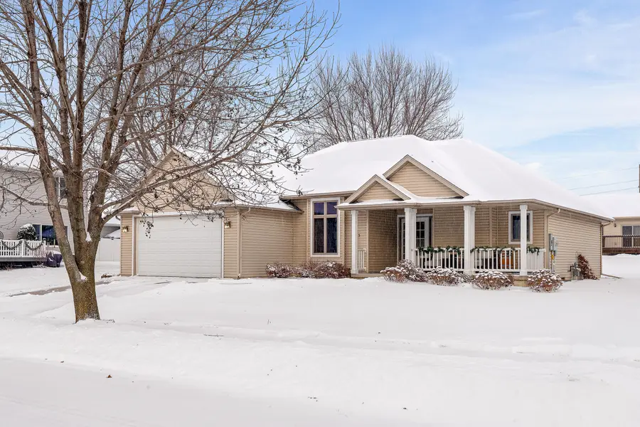913 Deerfield St, Holmen, WI 54636 - Image #2