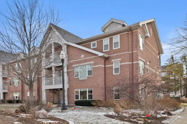 433 55th St, Kenosha, WI 53140