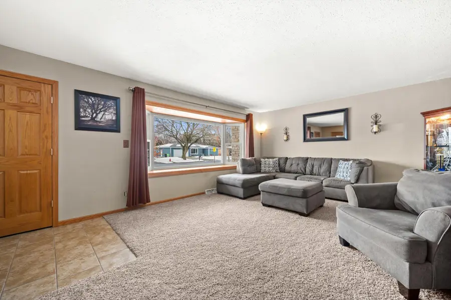 817 Scott St, Beaver Dam, WI 53916 - Image #3