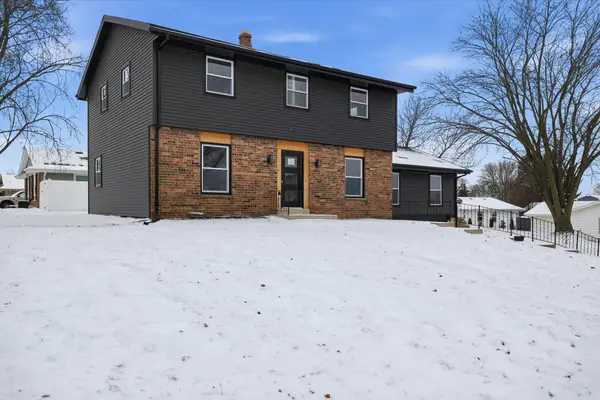 5801 W Allwood Dr, Franklin, WI 53132