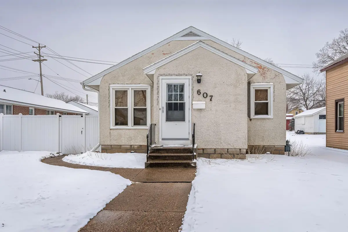 607 Liberty St, La Crosse, WI 54603 - Image #1