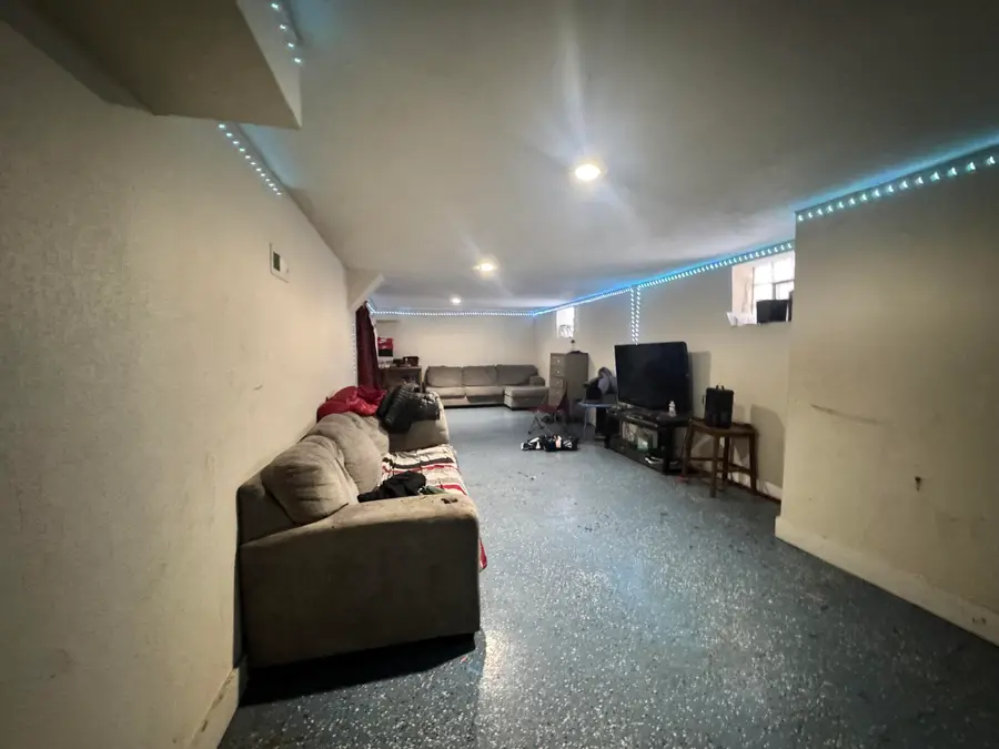 2513 N 44th St, Milwaukee, WI 53210 - #3