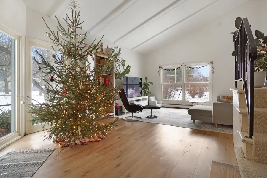 1523 W Liebau Rd, Mequon, WI 53092 - Image #3