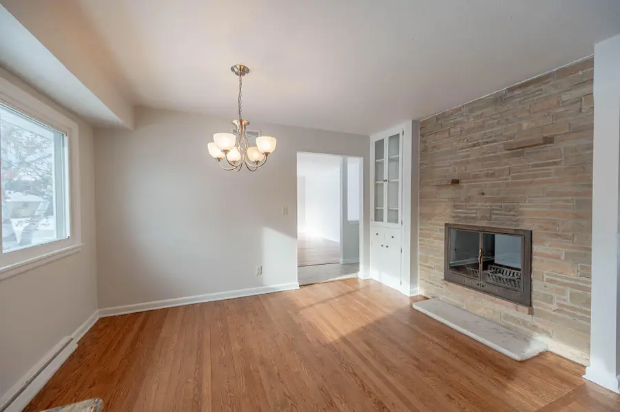 2440 W Suelane Rd, Glendale, WI 53209 - Image #3