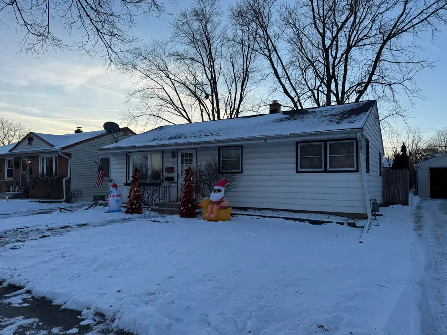 3657 S 81st St, Milwaukee, WI 53220 - Image #2