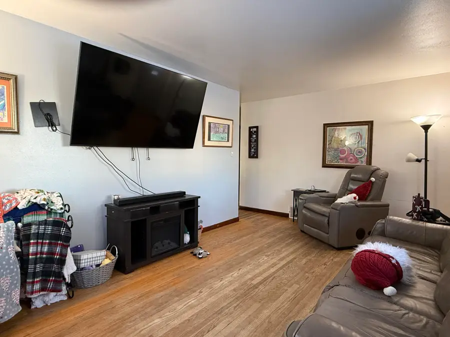 3657 S 81st St, Milwaukee, WI 53220 - Image #3