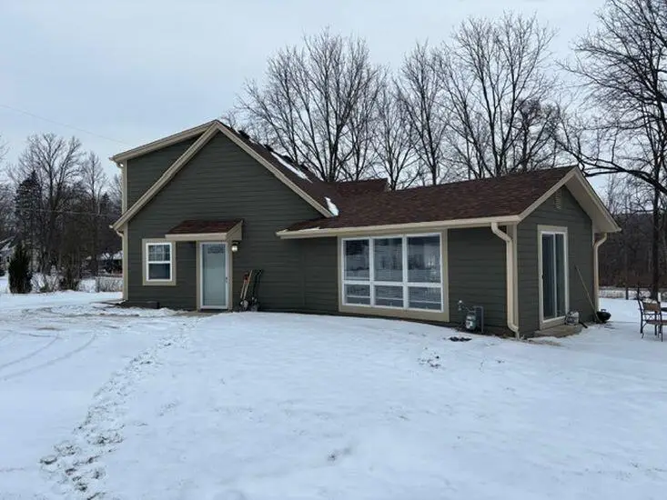 N64W21021 Mill Rd, Menomonee Falls, WI 53051 - Image #2