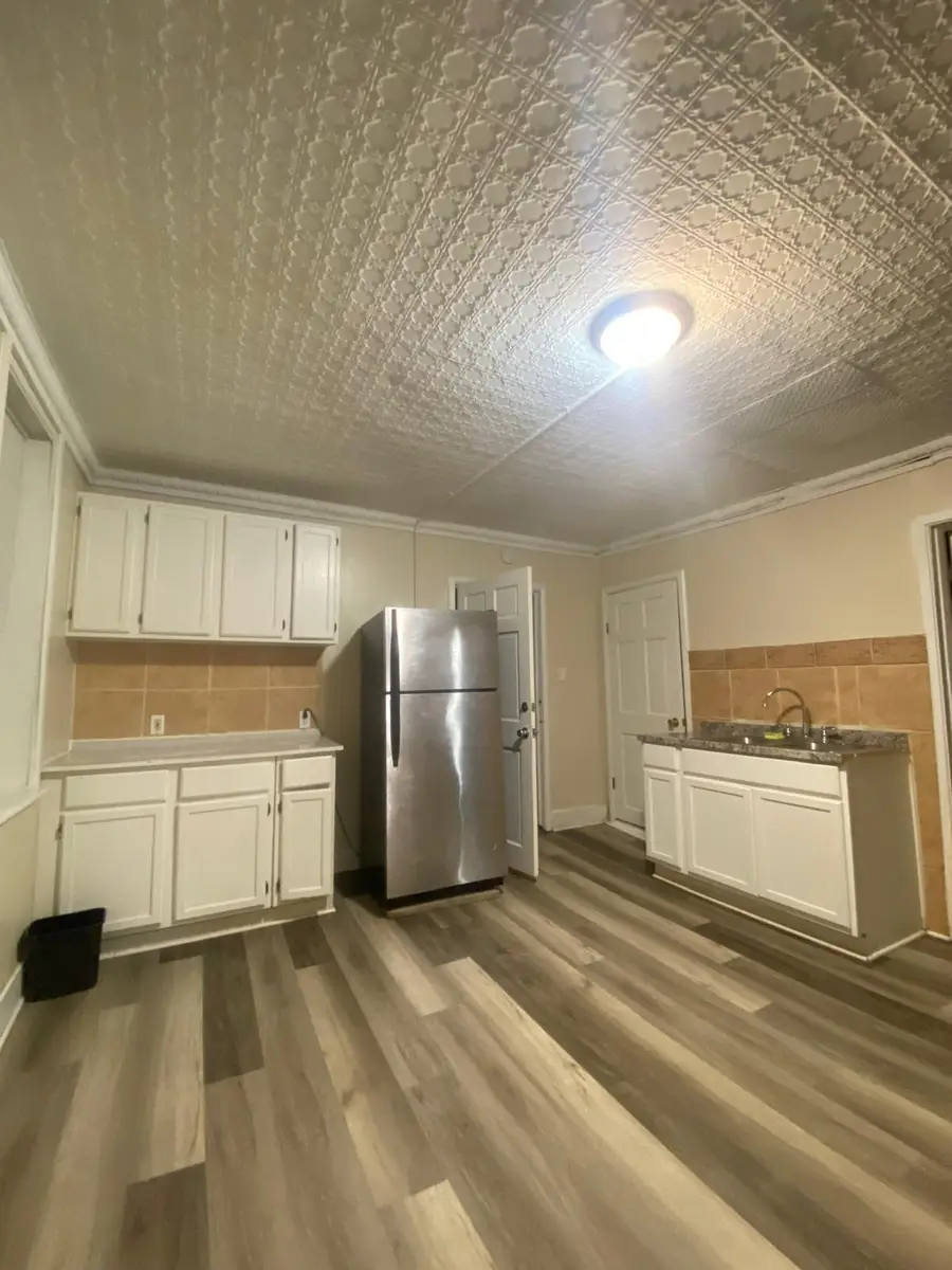 2225 S 17th St, Milwaukee, WI 53215 - Image #3