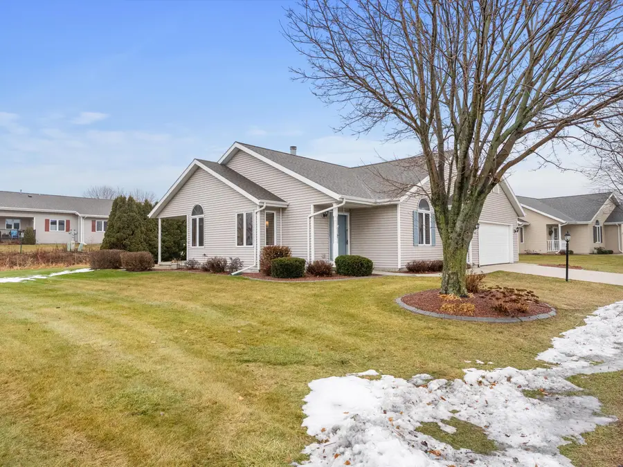 1510 Blue Heron Dr, Two Rivers, WI 54241 - Image #3