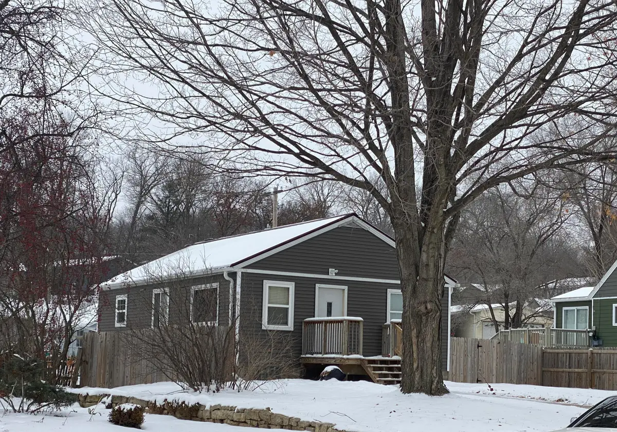 412 Long Coulee Rd, Holmen, WI 54636 - Image #1