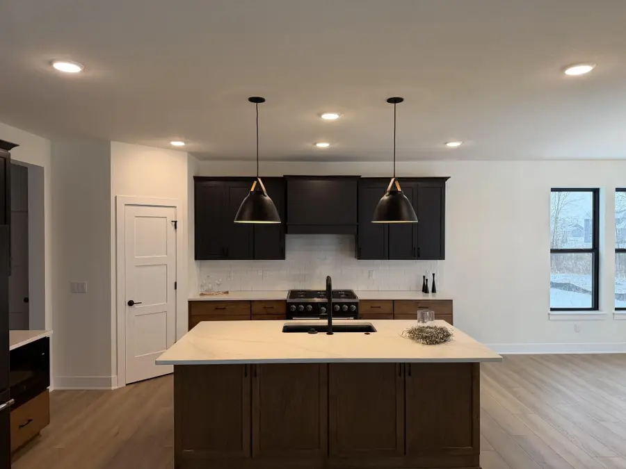 N75W17841 Woody Ln, Menomonee Falls, WI 53051 - Image #3