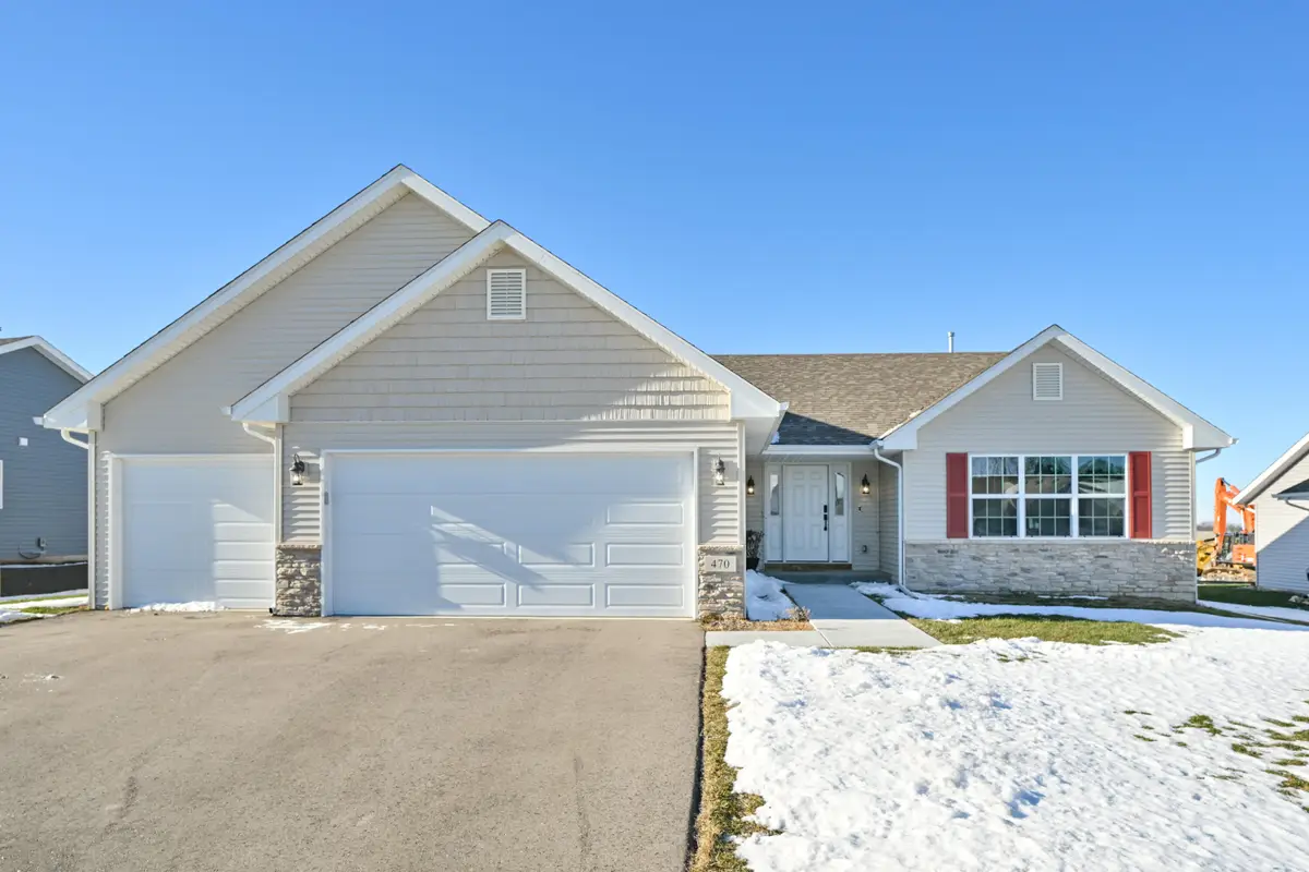 470 Jensen Dr, Clinton, WI 53525 - Image #1