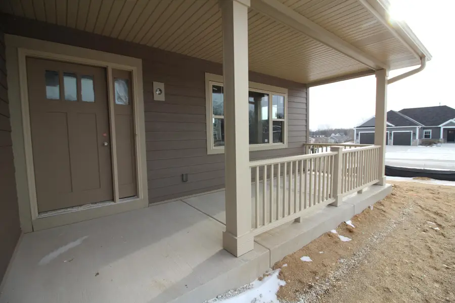 426 Parker Dr, Genoa City, WI 53128 - Image #2