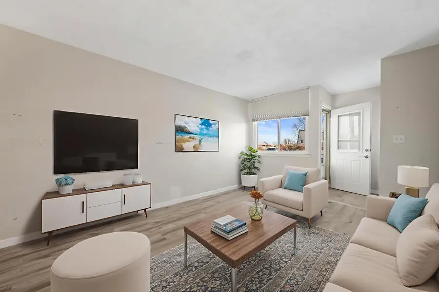 1440 Big Bend Rd, Waukesha, WI 53189 - Image #2