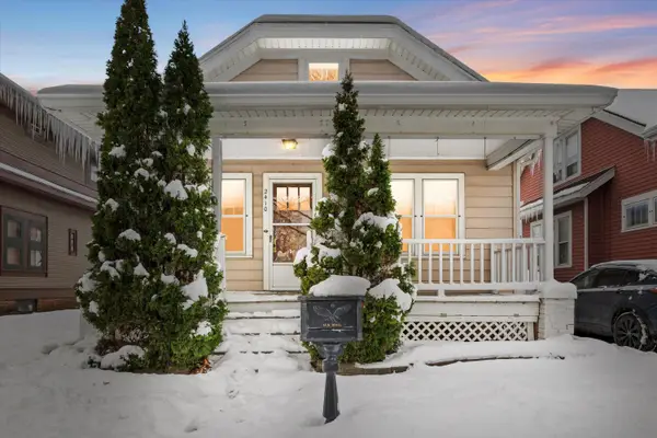 2410 Geneva St, Racine, WI 53402