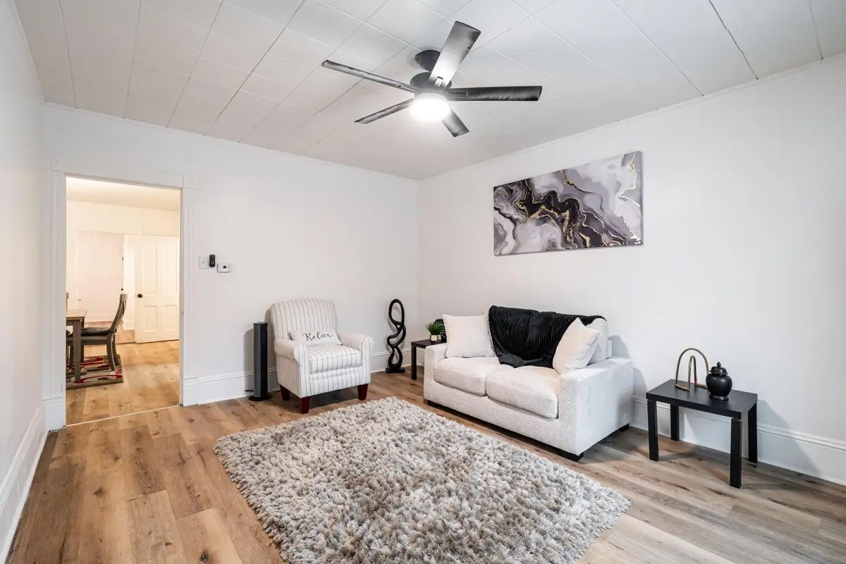 2239 S 11th St, Milwaukee, WI 53215 - Image #1