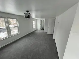 3524 S 45 St, Greenfield, WI 53220