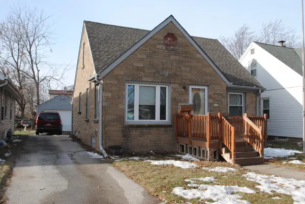 3641 N 93rd St, Milwaukee, WI 53222