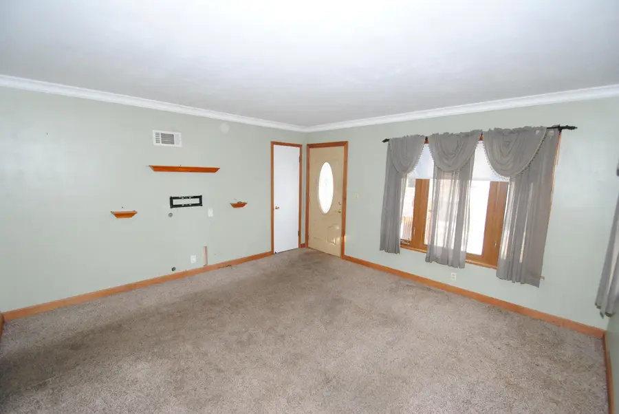 3641 N 93rd St, Milwaukee, WI 53222 - Image #3