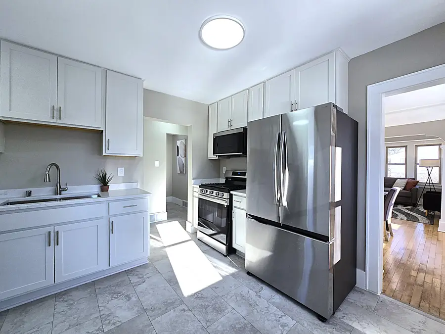 2175 S 63rd St, West Allis, WI 53219 - Image #3